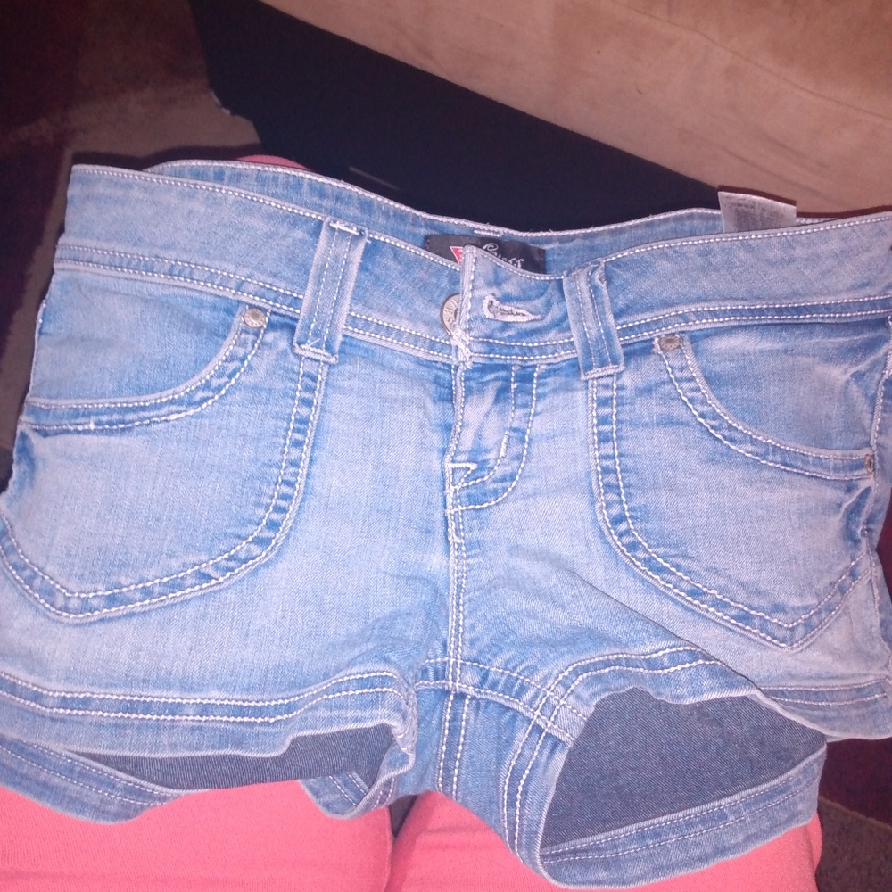 Guess Brand jean shorts size 28
